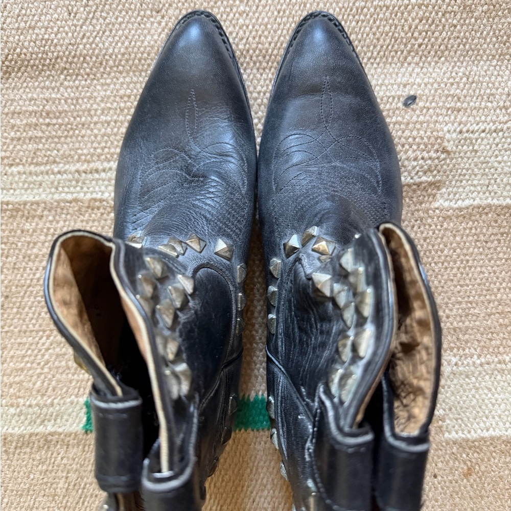 Authentic Frye Black Studded Ankle Booties, Size - 10 (eu 40) - Picture 2 of 4